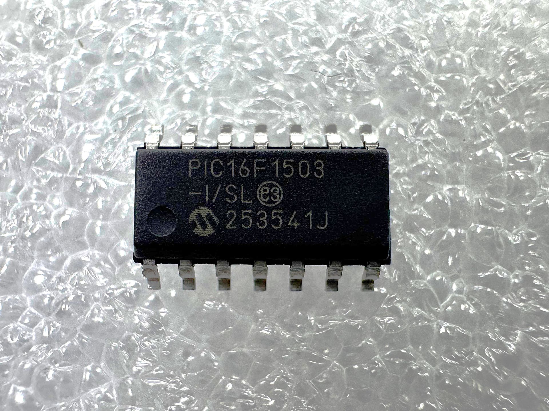 PIC16F1503-I/SL