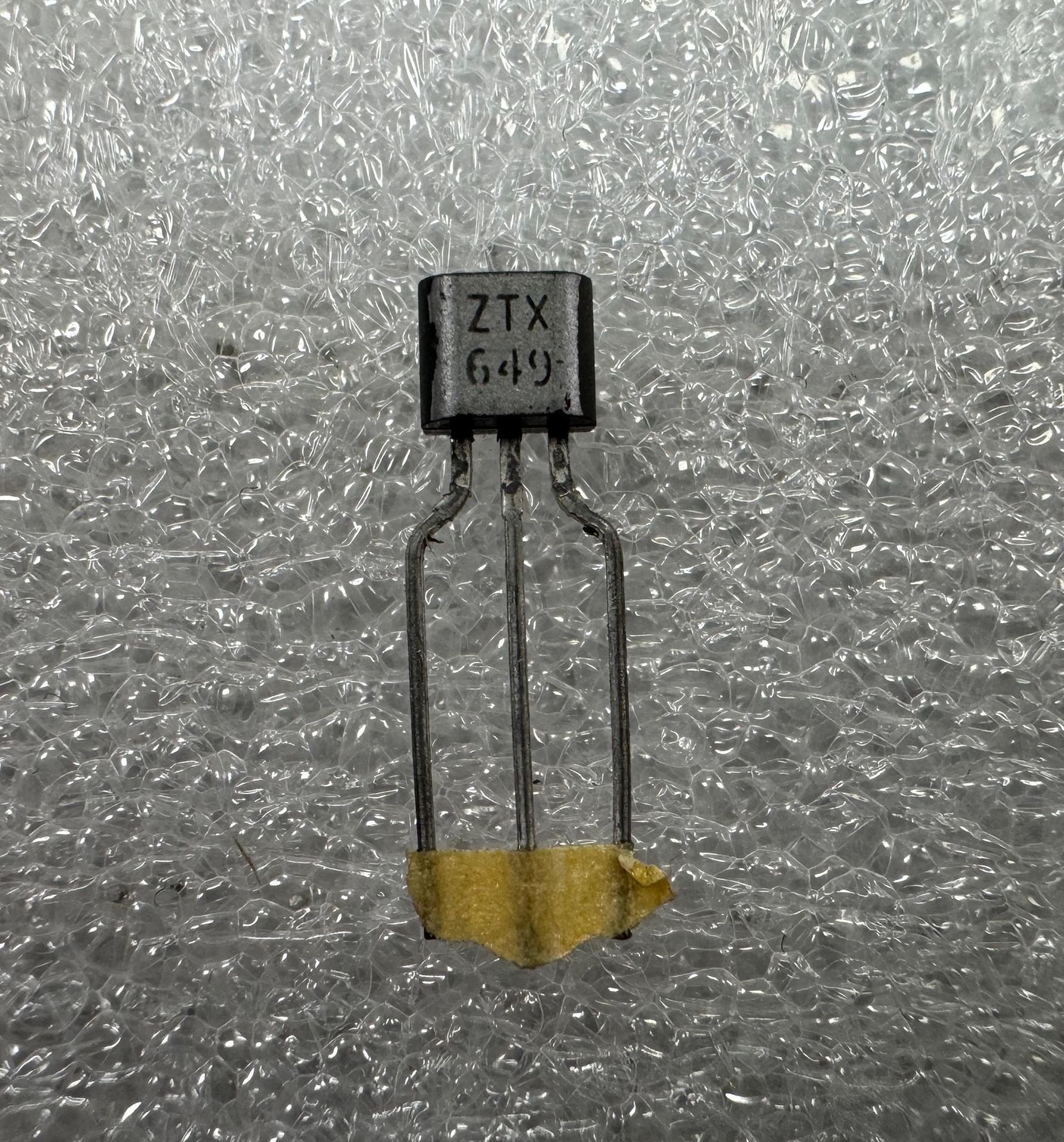 ZTX649