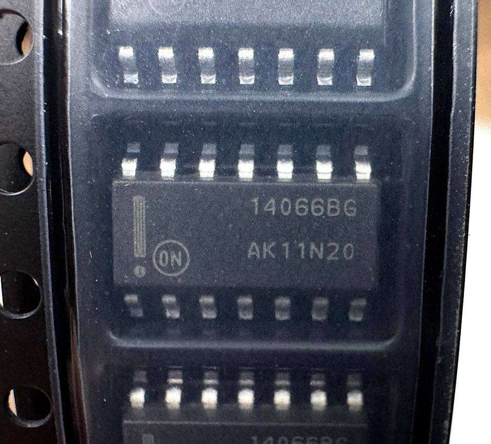 MC14066 SMD