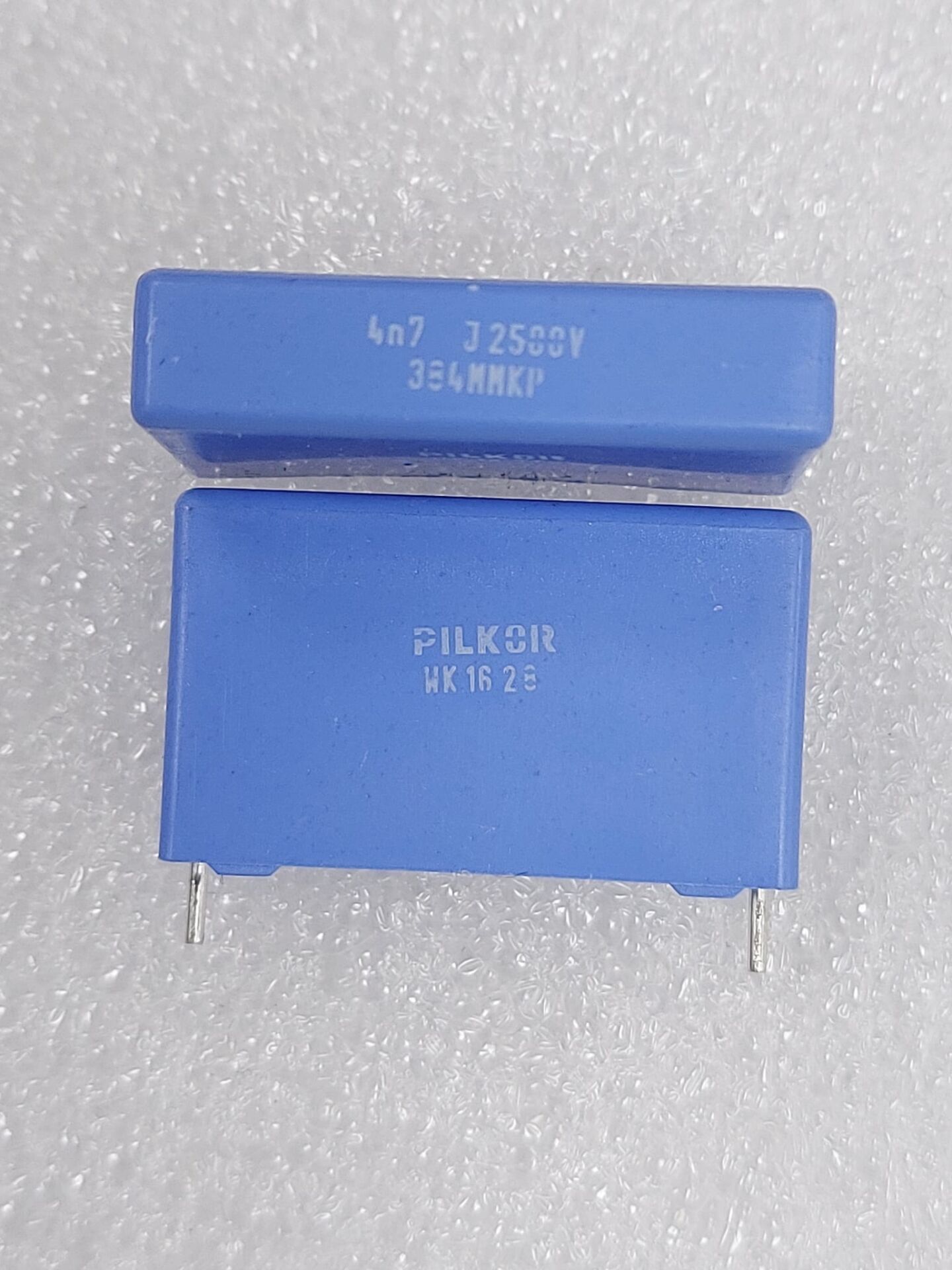 4.7NF 2500V 22,5MM